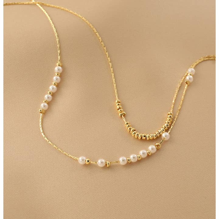 White & Gold Beaded Necklace