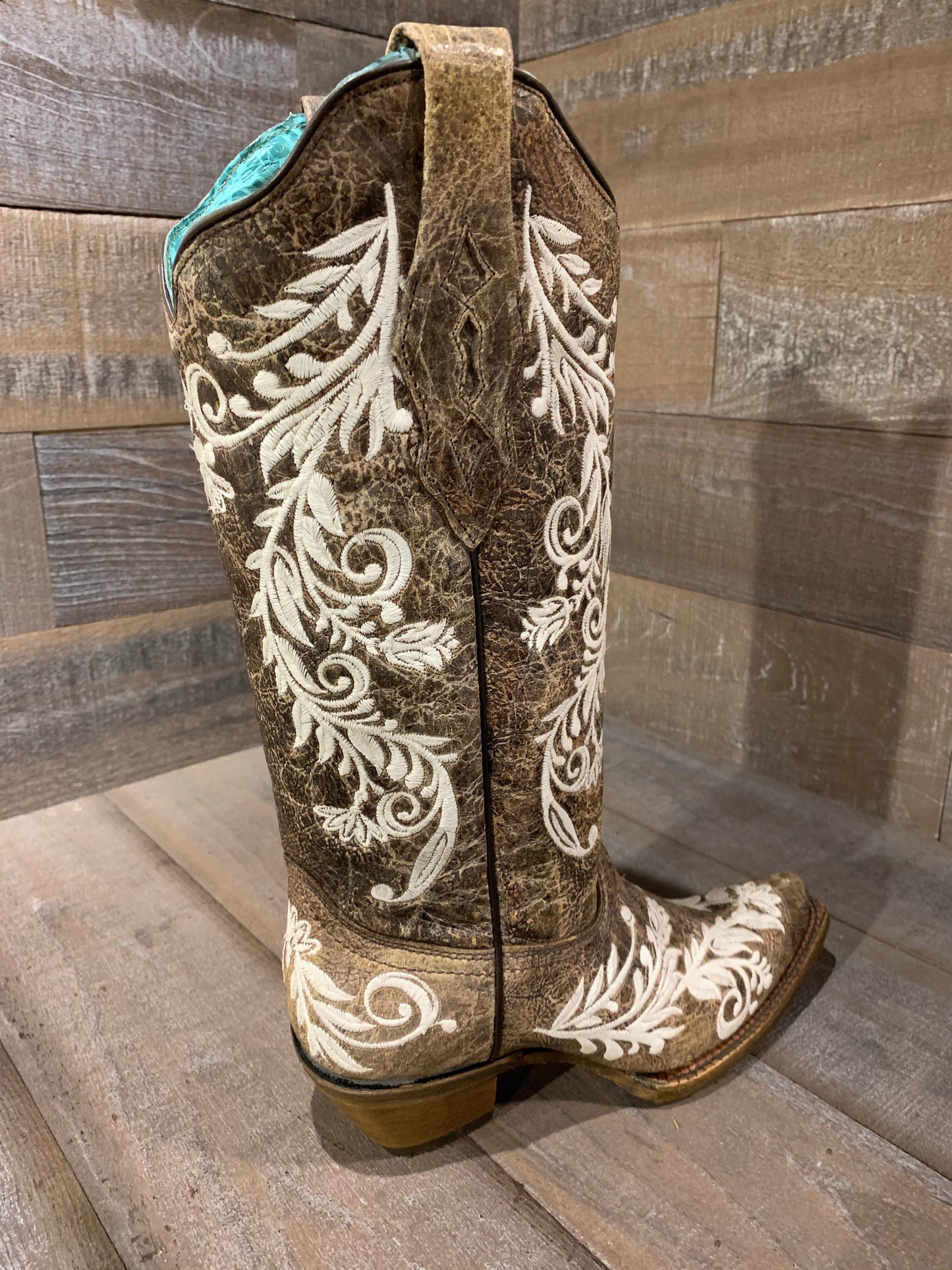 Corral Ladies Brown W/ White Embroidered Boot