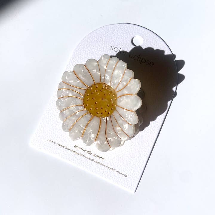 Hand-painted Daisy Claw Clip