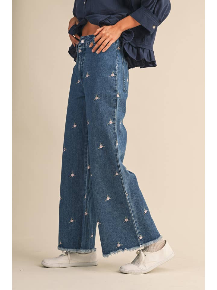 Klesis Floral Embroidered Denim Pants
