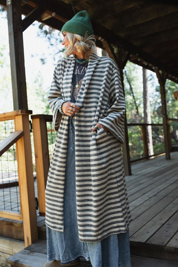 Three Bird Nest Endless Love Cardigan
