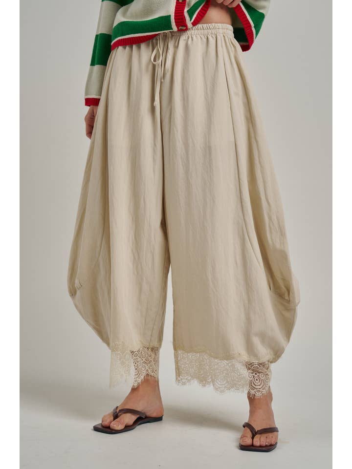 Balloon Leg Lace Hem Pants