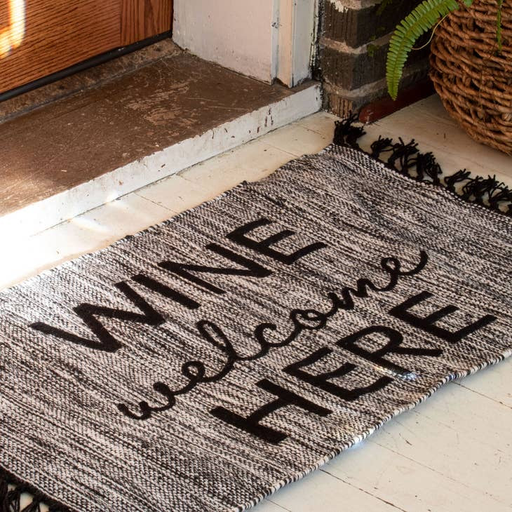 Hand Woven Outdoor Wine Welcome Here Rug