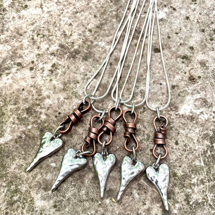 Hearts Open Chain Necklace