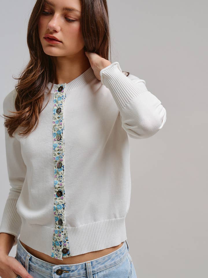 Urban Daizy Floral Button Down Cardigan