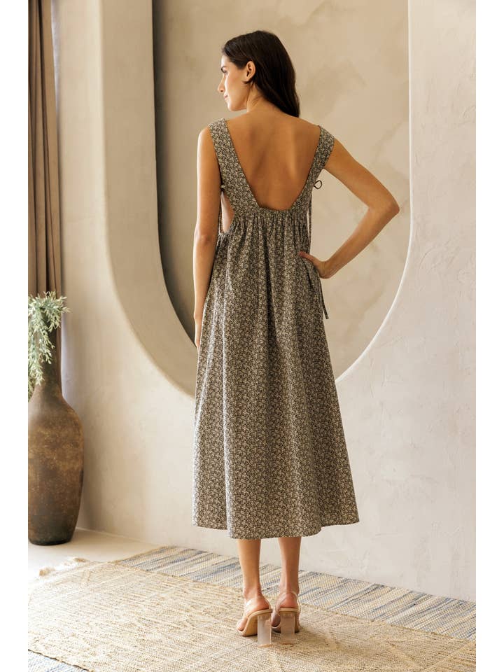Storia Floral Sleeveless Midi Dress
