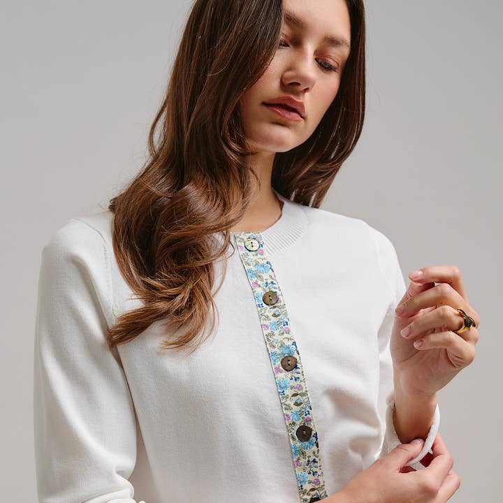 Urban Daizy Floral Button Down Cardigan