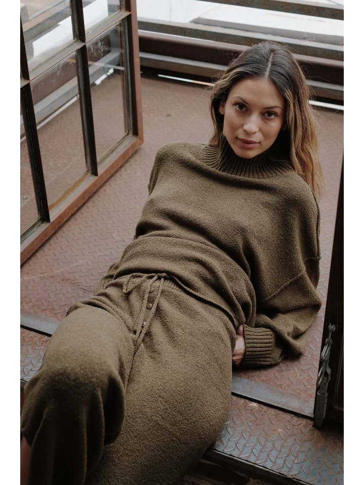 Promesa Textured Knit Mock Neck Sweater