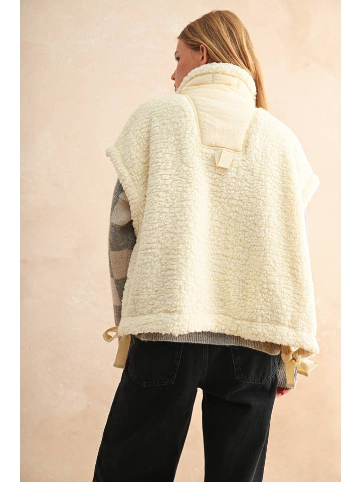 Miou Muse Teddy Utility Vest