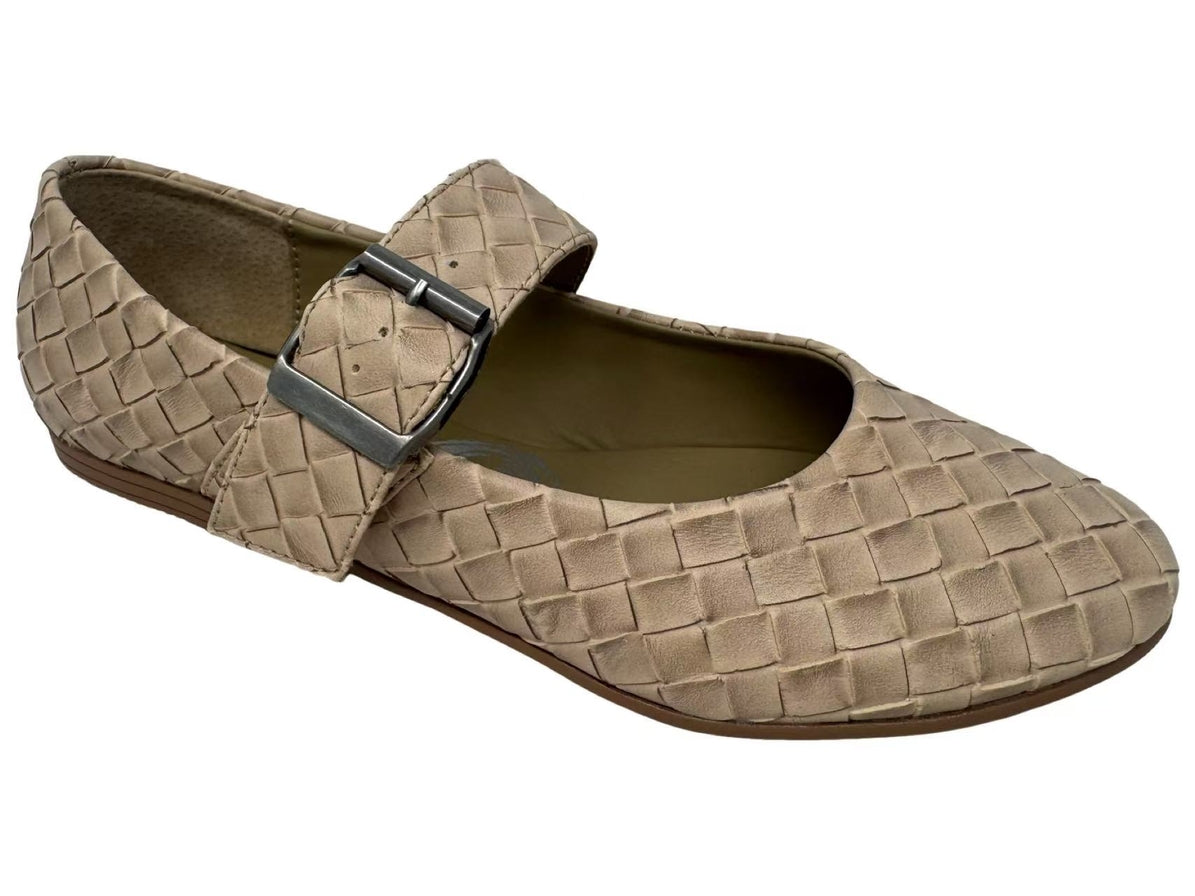 Very G Shelly Woven Flats