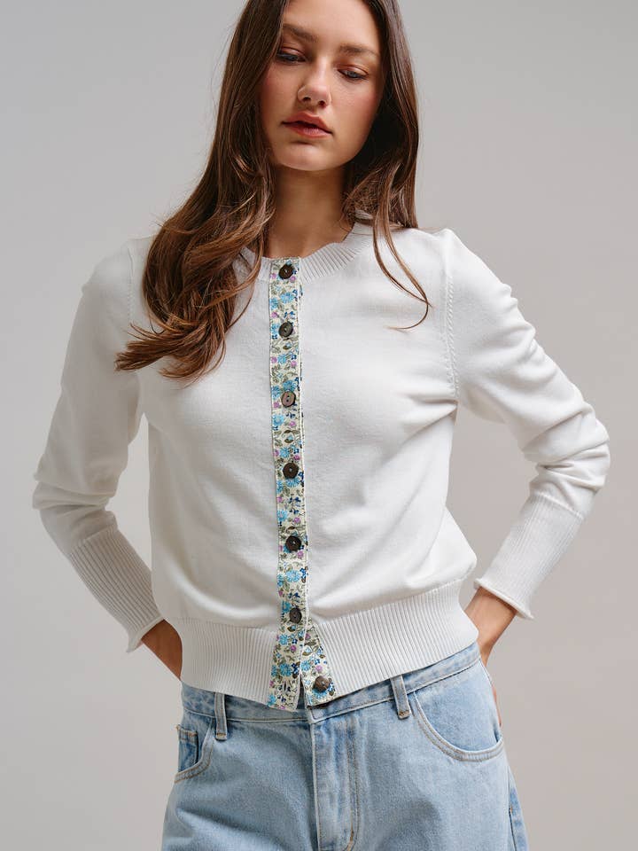 Urban Daizy Floral Button Down Cardigan