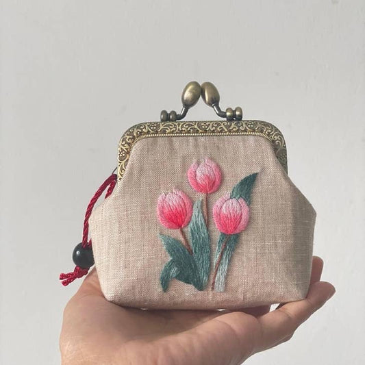 Quince Fables Tulip Embroidered Beige Coin Purse