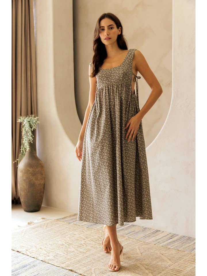 Storia Floral Sleeveless Midi Dress
