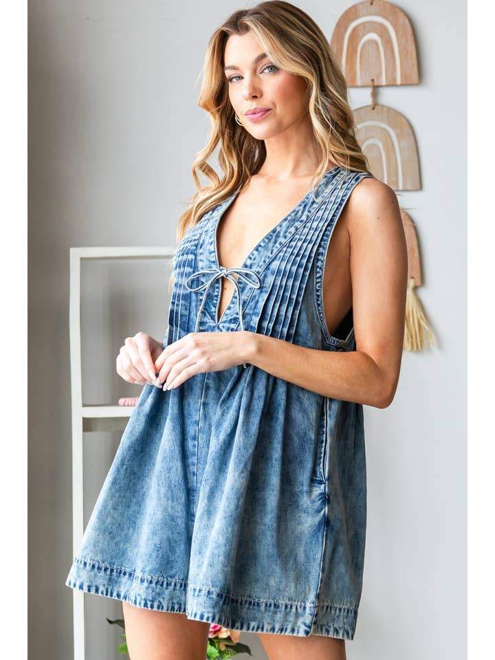 Veveret Pleated Denim Romper