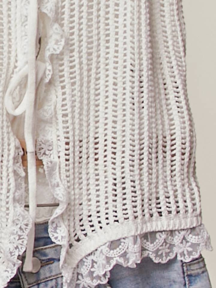 Lace Trim Sleeveless Knit Vest